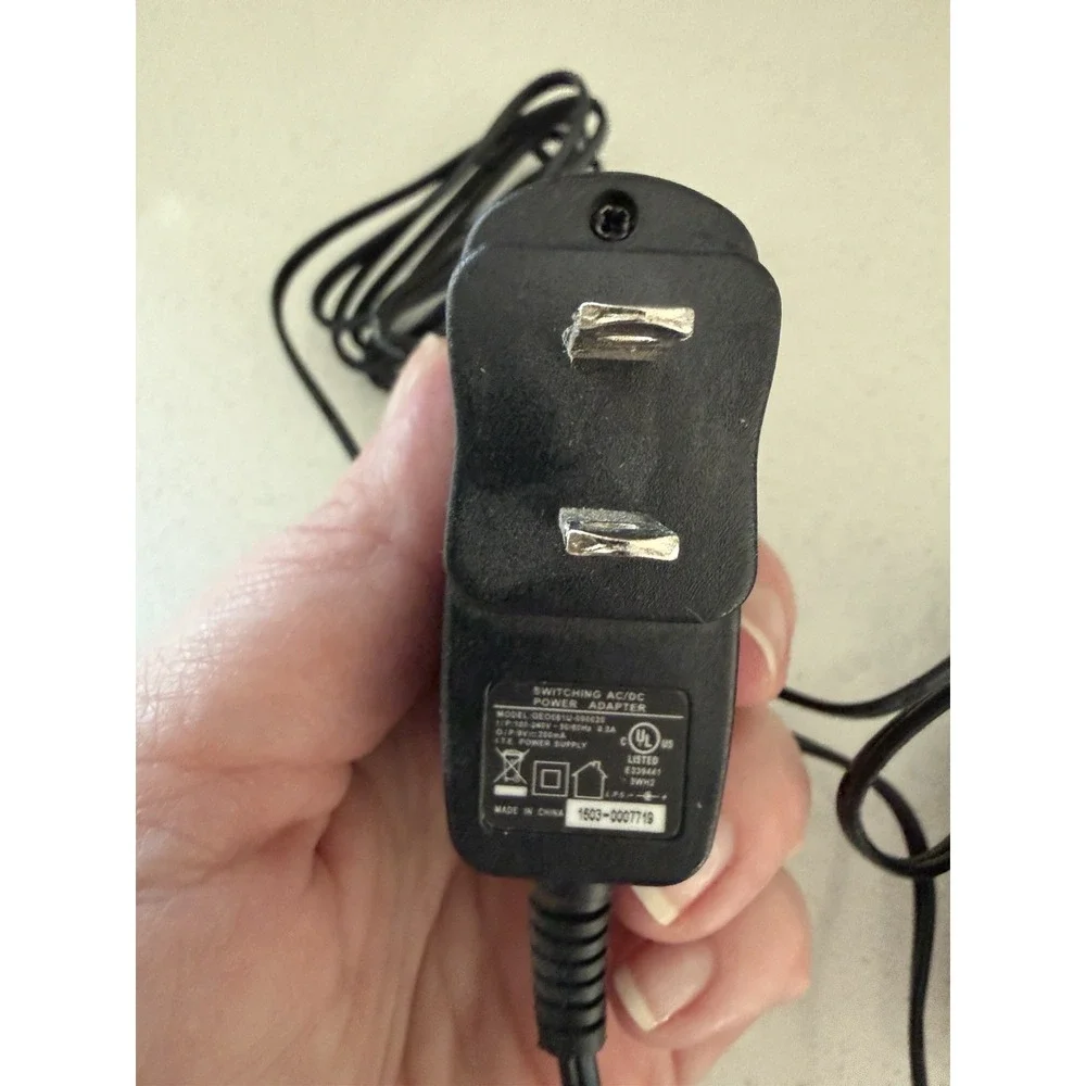 Chamberlain CWA2000 Wireless Motion Alert System Base Only No Sensor with Cord